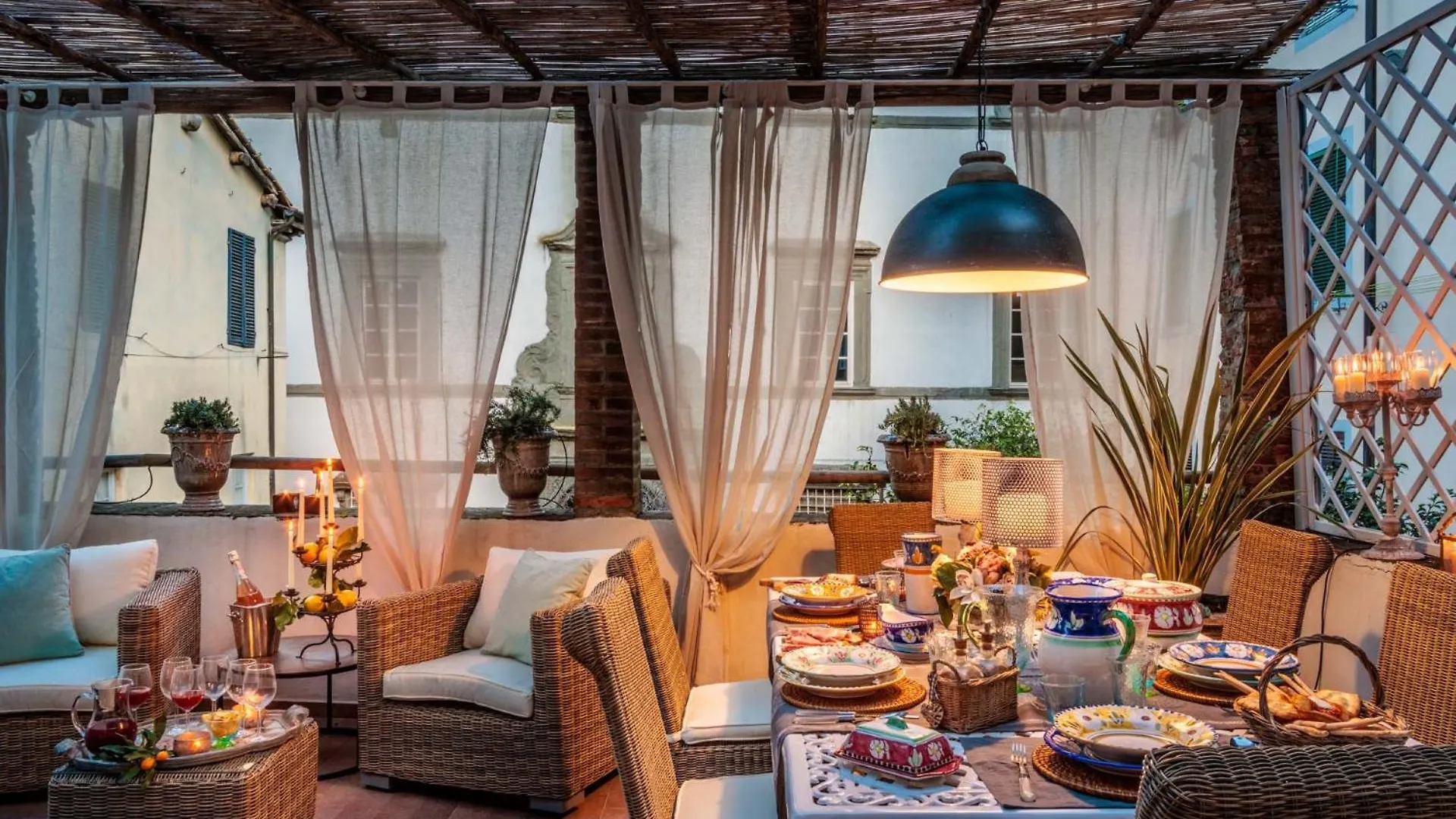 Casa Celeste With Terrace location